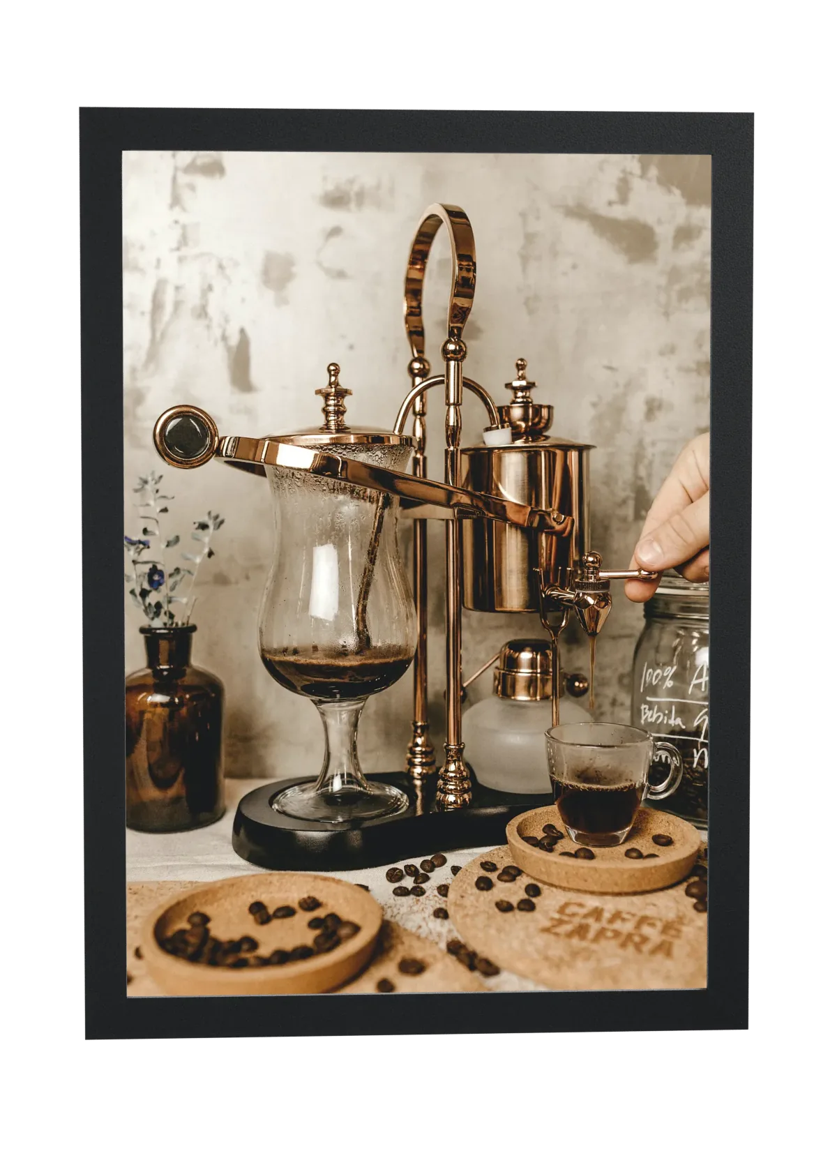 Máquina de café vintage dourada