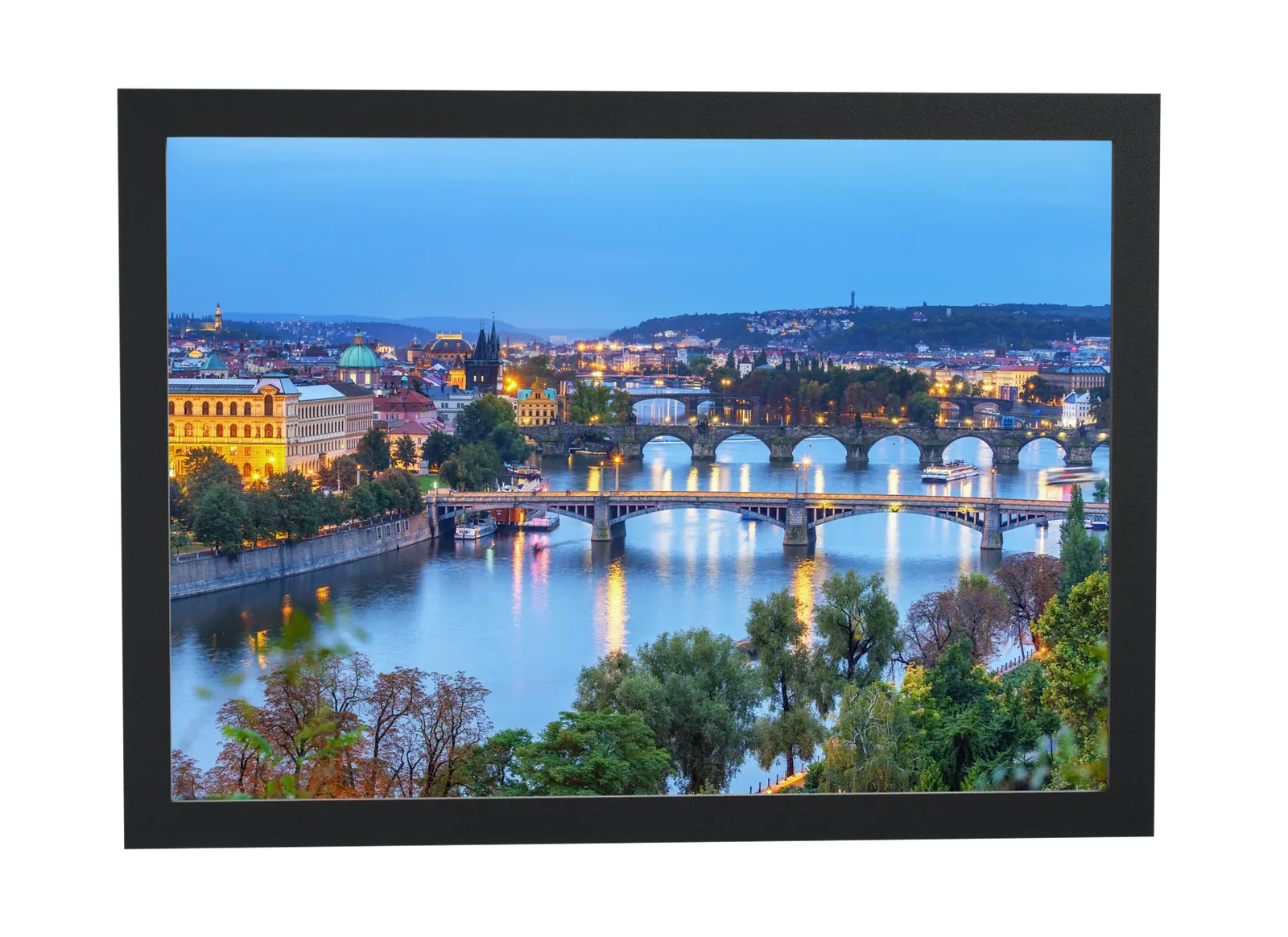 Pontes de Praga ao anoitecer
